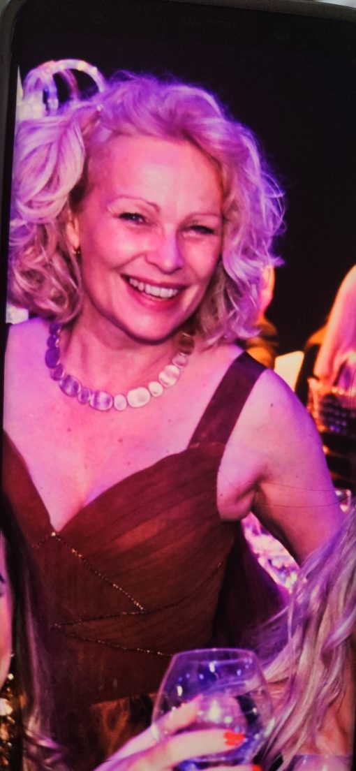 Pamela Anderson Lookalike