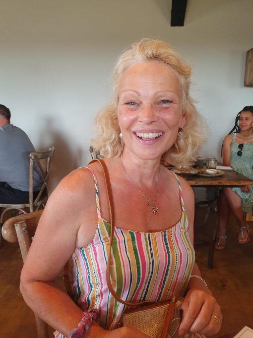 Pamela Anderson Lookalike