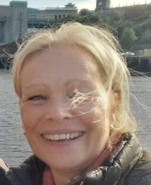 Pamela Anderson Lookalike