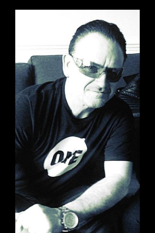 Bono Lookalike U2 tribute