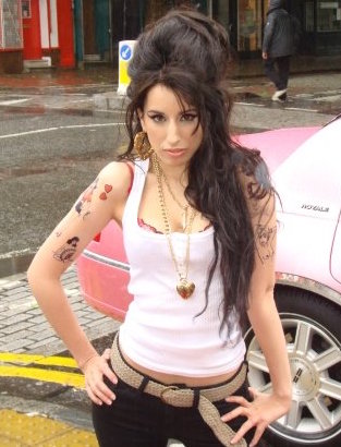 Amy Winehouse Lookalike - Hire Celebrity Impersonators, doubles