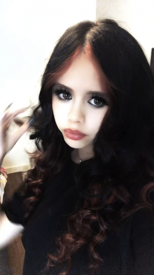 Jenna Ortega Lookalike