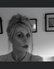 Patsy Stone Lookalike
