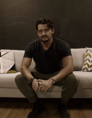 Pedro Pascal Lookalike