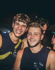 Leo Woodall Lookalike
